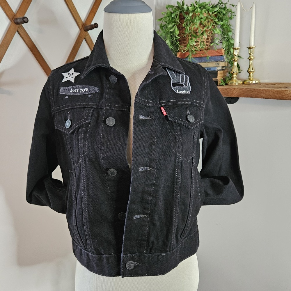 Levi Kids Denim Jacket Small 8/10 Patches Good Jeans Day Job Give Earth A Chance - Picture 3 of 15